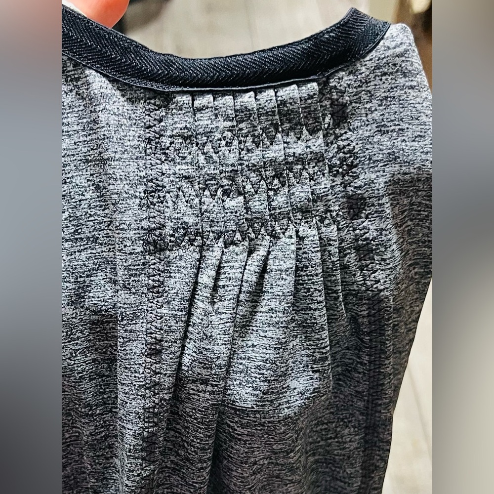 ✨Rare✨ LULULEMON Awareness Double Layer Bubble Tank Top Logo Straps Halter Yoga - Picture 11 of 13